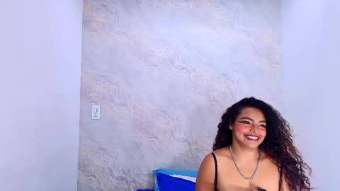 s_sofia_ online show from 02/24/25, 07:19