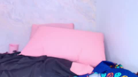 s_sofia_ online show from 02/26/25, 10:20