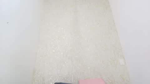 s_sofia_ online show from 09/20/25, 07:26