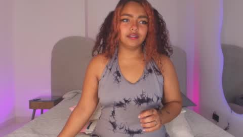s_sofia_ online show from 01/08/26, 11:56