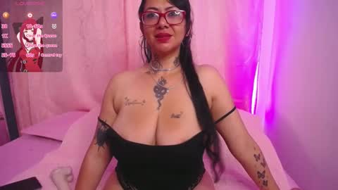 saalomee 1 online show from 12/12/24, 01:39