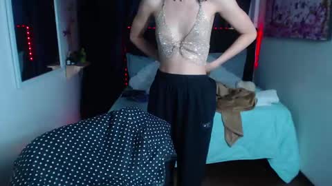 Snapshot of sabaha_ chatting on 12/22/24, 10:49 S A B A H A online show from 12/22/24, 10:49