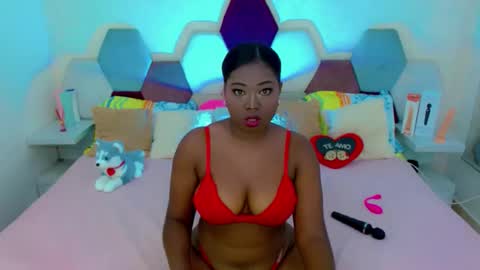 Snapshot of sabriana_smith1 chatting on 01/17/26, 04:39 sabriana_smith1 online show from 01/17/26, 04:39