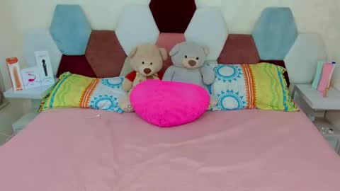Snapshot of sabriana_smith1 chatting on 04/08/26, 03:06 sabriana_smith1 online show from 04/08/26, 03:06