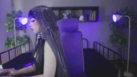 Snapshot of sabrina_bloom_ chatting on 11/12/25, 01:11 sabri online show from 11/12/25, 01:11