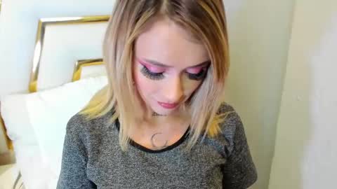 . Sabrina Cole . online show from 01/04/25, 03:07