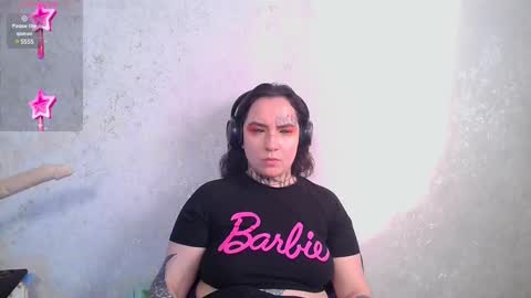 Snapshot of sabrina_raiders_666 chatting on 01/24/25, 07:08 Lilith Solar online show from 01/24/25, 07:08
