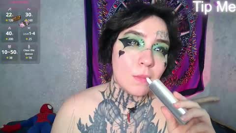 Snapshot of sabrina_raiders_666 chatting on 01/25/25, 11:02 Lilith Solar online show from 01/25/25, 11:02