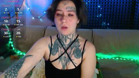 Snapshot of sabrina_raiders_666 chatting on 03/19/26, 10:36 Lilith Solar online show from 03/19/26, 10:36