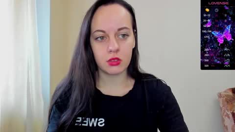 sabrina_tin online show from 10/15/25, 10:48