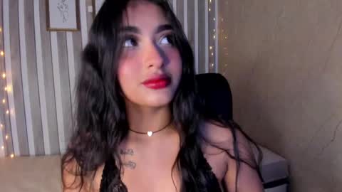 mariana  online show from 02/11/25, 11:22
