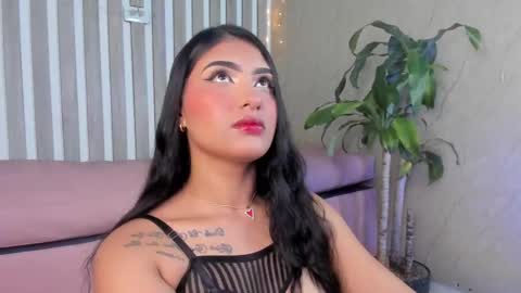 mariana  online show from 09/12/25, 09:37