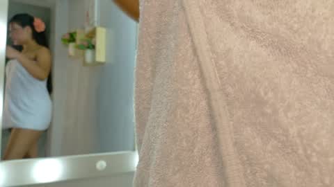 mariana  online show from 09/18/25, 11:29