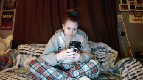 Sabrina online show from 02/12/25, 06:40