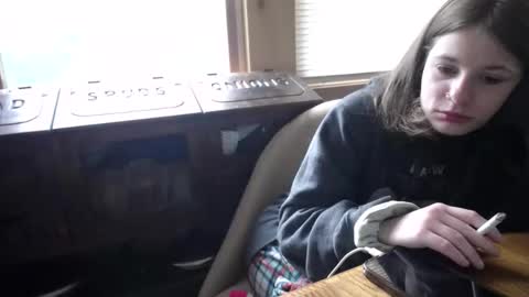 Sabrina online show from 09/18/25, 11:56