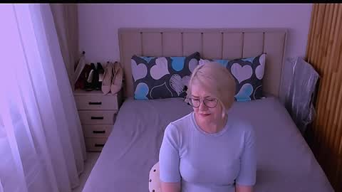 Sabrina MacMarren online show from 05/07/26, 03:28