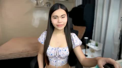 Snapshot of sabrinamadonna54 chatting on 05/25/26, 05:08 sabrinamadonna54 online show from 05/25/26, 05:08