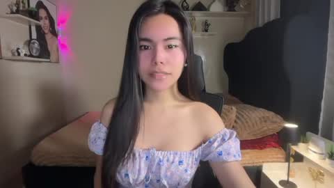 Snapshot of sabrinamadonna54 chatting on 05/30/26, 09:17 sabrinamadonna54 online show from 05/30/26, 09:17