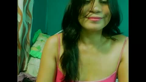 Snapshot of sabrinamae69 chatting on 01/30/25, 10:30 naden online show from 01/30/25, 10:30
