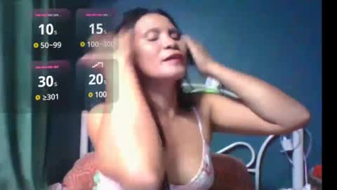 Snapshot of sabrinamae69 chatting on 02/20/25, 10:48 naden online show from 02/20/25, 10:48