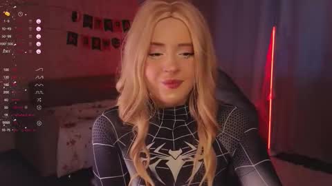 Snapshot of sabrinarider chatting on 11/01/25, 02:13 Hello im Sabrina online show from 11/01/25, 02:13