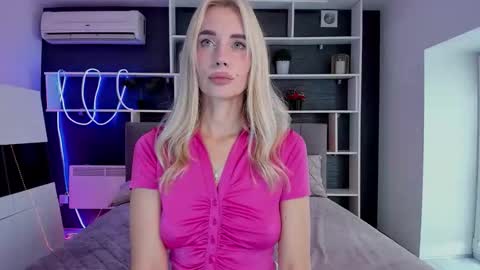 Sabrina online show from 10/05/25, 12:03