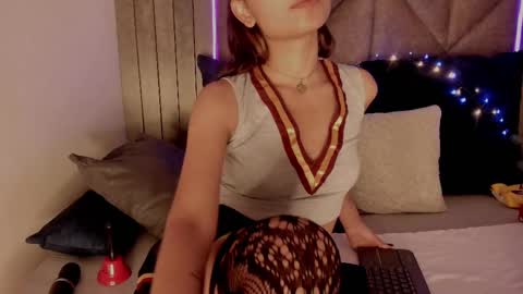 S A B R I N A  online show from 02/25/25, 11:19