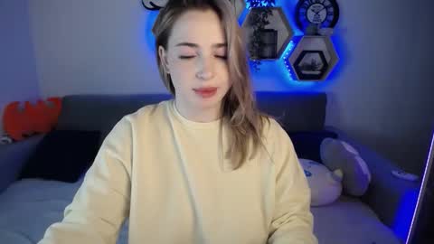 Sabrina Violet online show from 12/15/24, 12:38