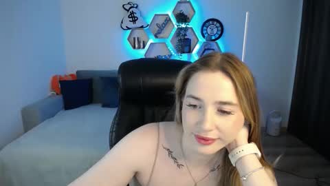 Sabrina Violet online show from 03/08/25, 09:17