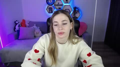 Snapshot of sabrinviolet chatting on 03/23/26, 09:02 Sabrina Violet online show from 03/23/26, 09:02