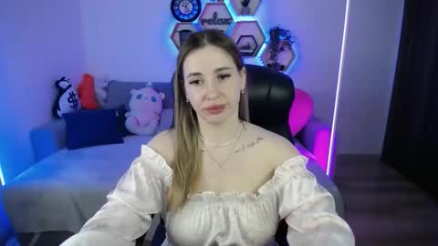 Snapshot of sabrinviolet chatting on 03/27/26, 09:10 Sabrina Violet online show from 03/27/26, 09:10