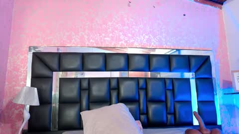 Snapshot of sacha_malala chatting on 10/28/25, 07:16 Sacha Malala online show from 10/28/25, 07:16