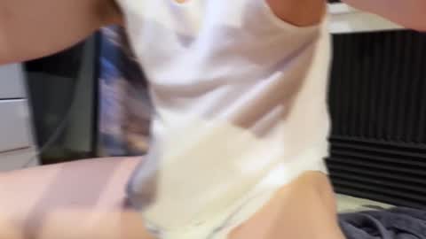 Snapshot of sackajizz chatting on 12/13/24, 11:17 Macocknballs online show from 12/13/24, 11:17