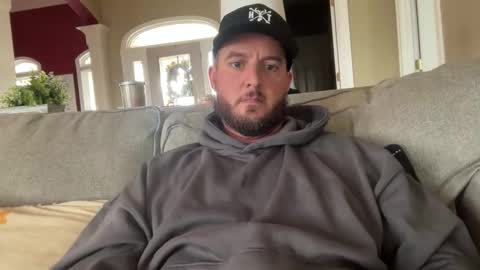 sacredroses online show from 10/31/25, 04:19