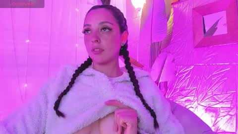    online show from 01/15/25, 03:43