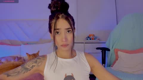 Snapshot of saely1 chatting on 03/16/26, 01:55 saely1 online show from 03/16/26, 01:55