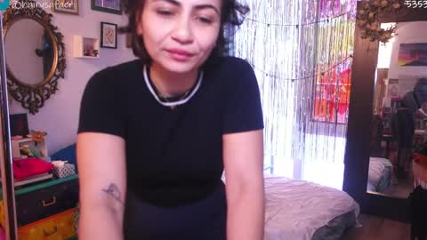 Snapshot of safaeri chatting on 11/03/25, 04:19 Safa online show from 11/03/25, 04:19