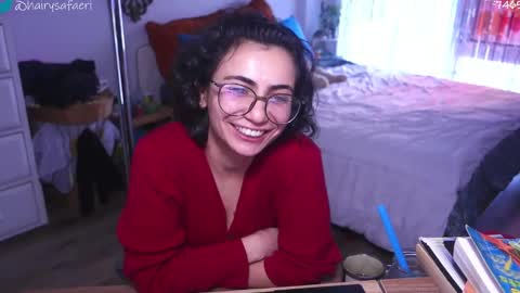 Snapshot of safaeri chatting on 12/05/25, 07:54 Safa online show from 12/05/25, 07:54