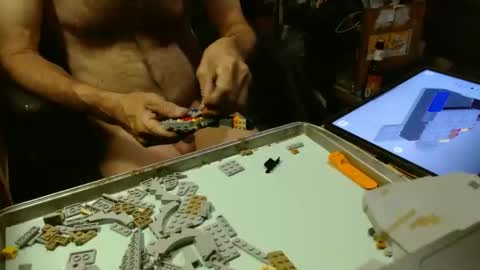 Snapshot of safety_fist chatting on 12/18/25, 03:01 safety_fist online show from 12/18/25, 03:01