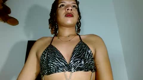 Snapshot of safira02 chatting on 05/20/26, 02:40 safira02 online show from 05/20/26, 02:40