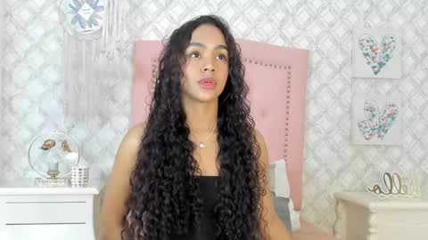 Cattleya online show from 02/24/25, 11:54