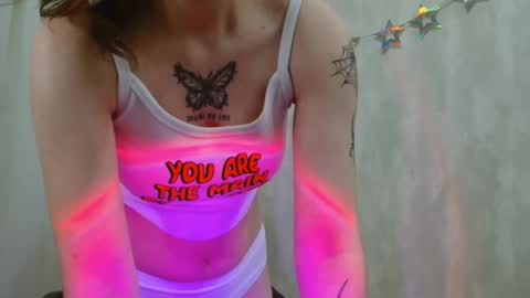 Snapshot of sahaaaayd chatting on 12/03/25, 07:34 Medison online show from 12/03/25, 07:34