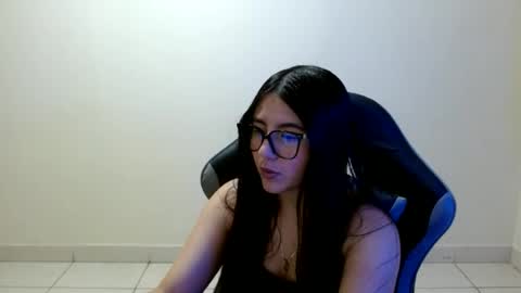 Sahaliefox  online show from 06/13/26, 06:50