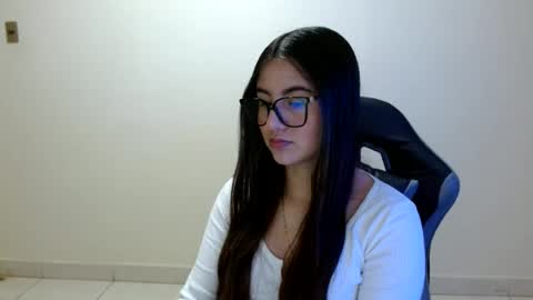 Sahaliefox  online show from 06/24/26, 12:20