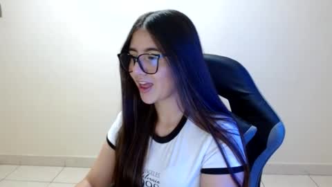 Sahaliefox  online show from 07/15/26, 09:42
