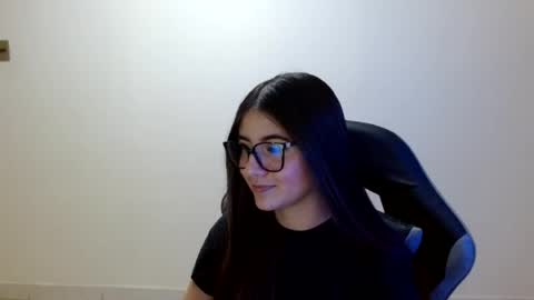 Sahaliefox  online show from 07/26/26, 07:54