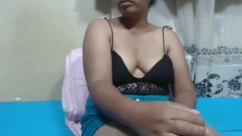 Snapshot of sahobelle chatting on 02/18/26, 05:42 sahobelle online show from 02/18/26, 05:42