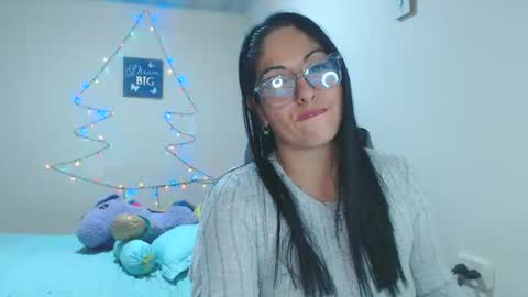 Karina online show from 12/17/24, 04:23