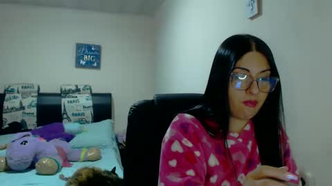 Karina online show from 01/28/25, 04:39