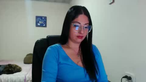Karina online show from 02/28/25, 01:26